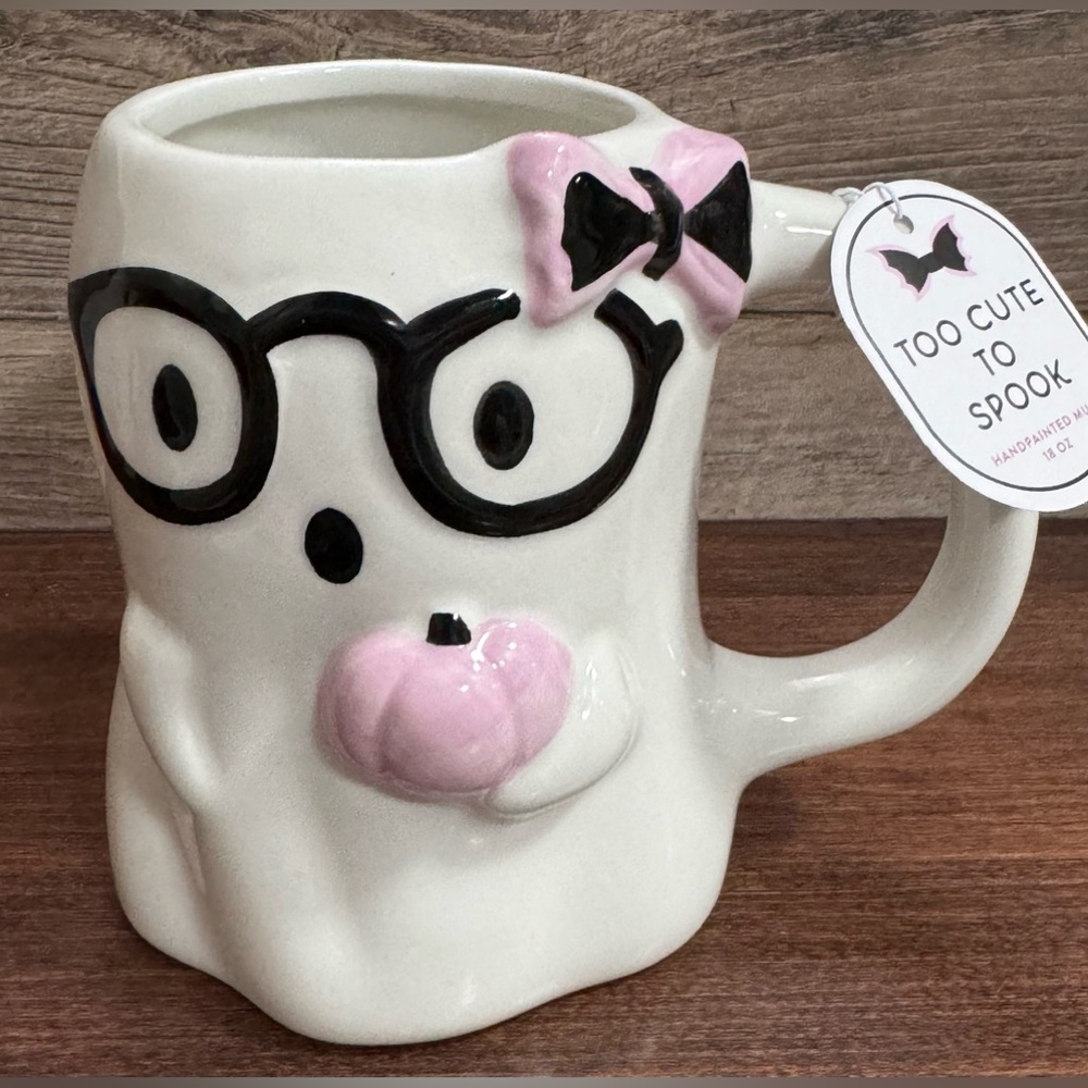 Super cute 🥰 Girl Ghost with Glasses & Pink Pumpkin 🎃 Hand Painted Mug - N…